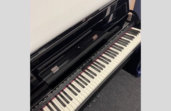 Roland DP603 Digital Piano | Polished Ebony Finish | UK Delivery In Days | Warranty | P/X | Finance Options | Includes Stool, Headphones | Display Model | Serial Number Z3M1552 - Image 9